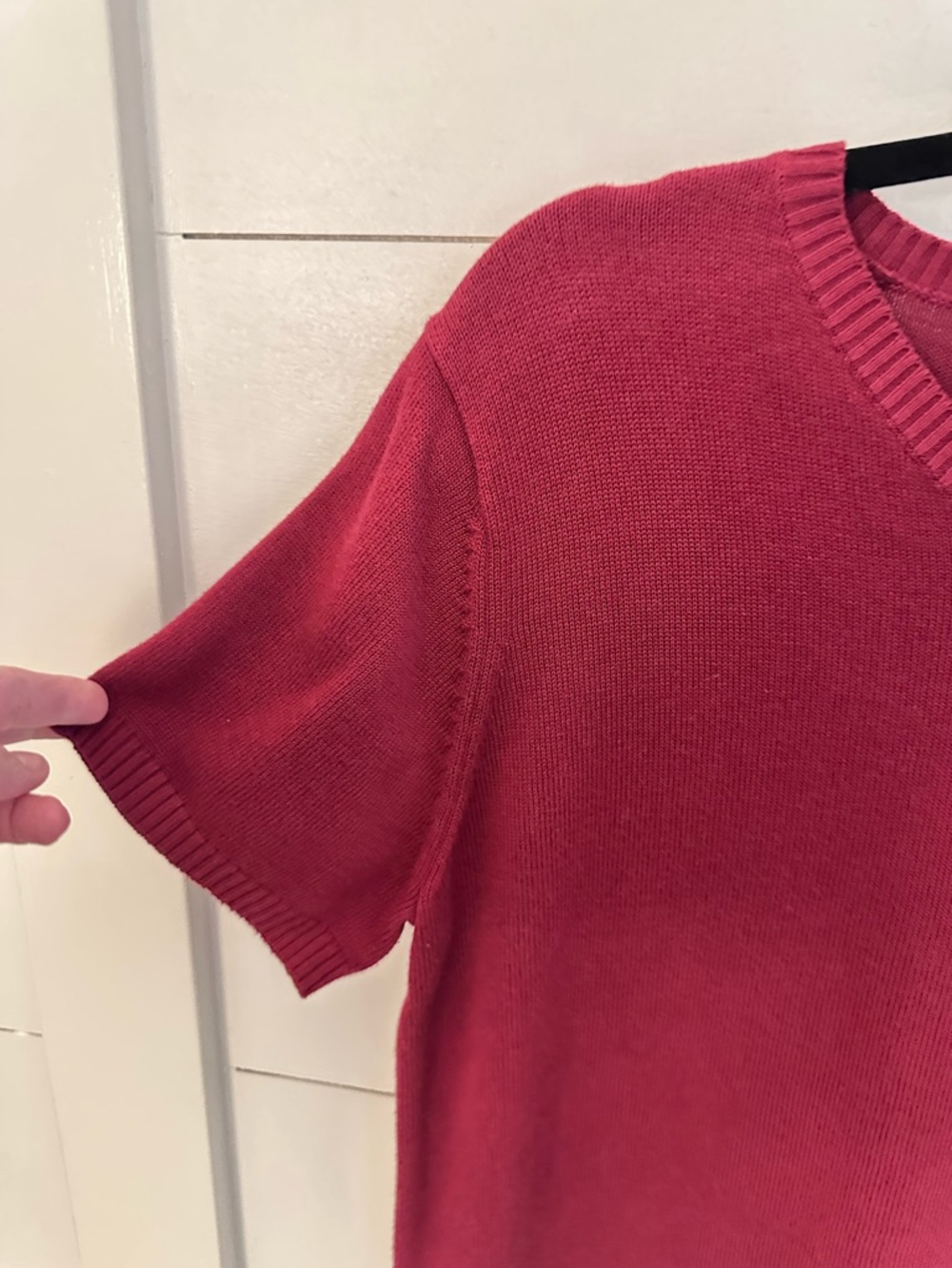 Eddie Bauer red Short Sleeve Sweater Top Women Medium 100% Cotton V-Neck classic - Picture 6 of 10